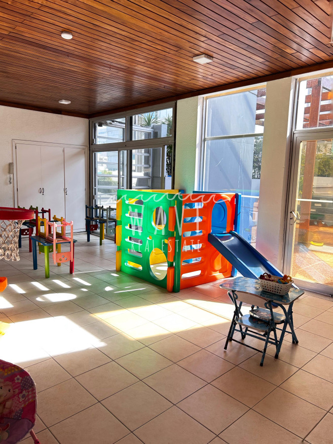 Apartamento ID.4752 - Venta y alquiler departamento 2 dormitorios Punta del Este 