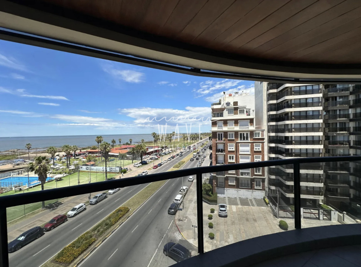 Apartamento ID.5460 - Venta de apartamento de 2 dormitorios en Rambla de Punta Carretas, Montevideo
