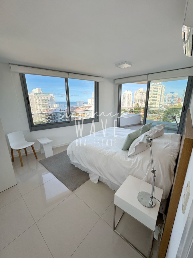 Apartamento ID.4862 - Venta departamento dos dormitorios, Torre Esmeralda Playa Brava, Punta del Este 