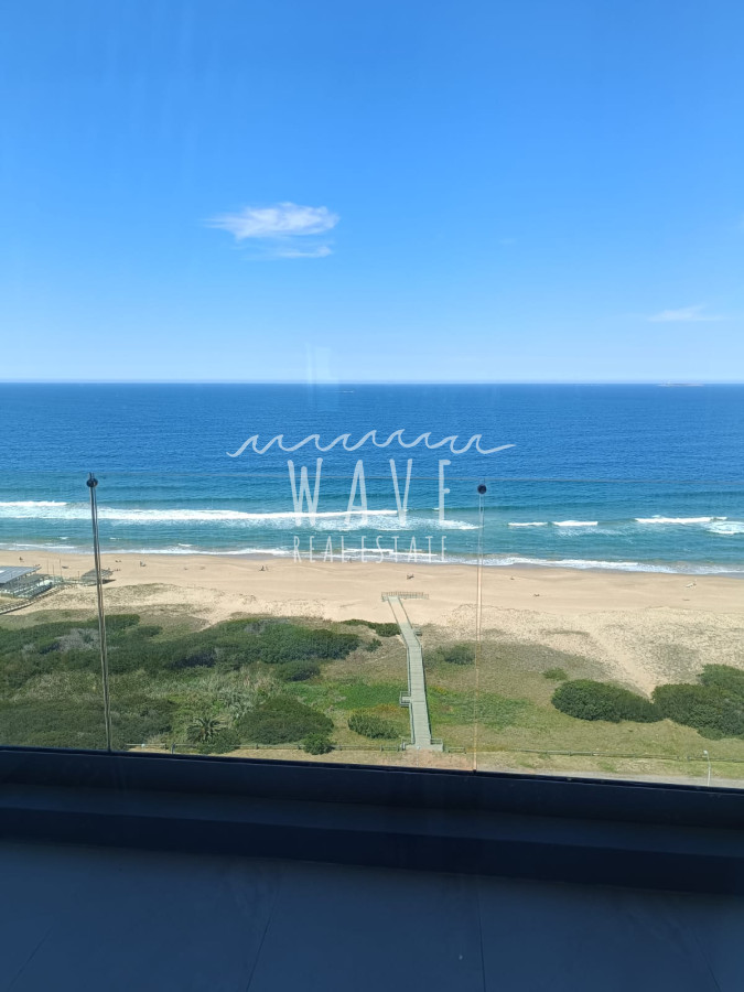 Apartamento ID.4547 - Alquiler  3 dorm en suite Playa Brava frente al mar