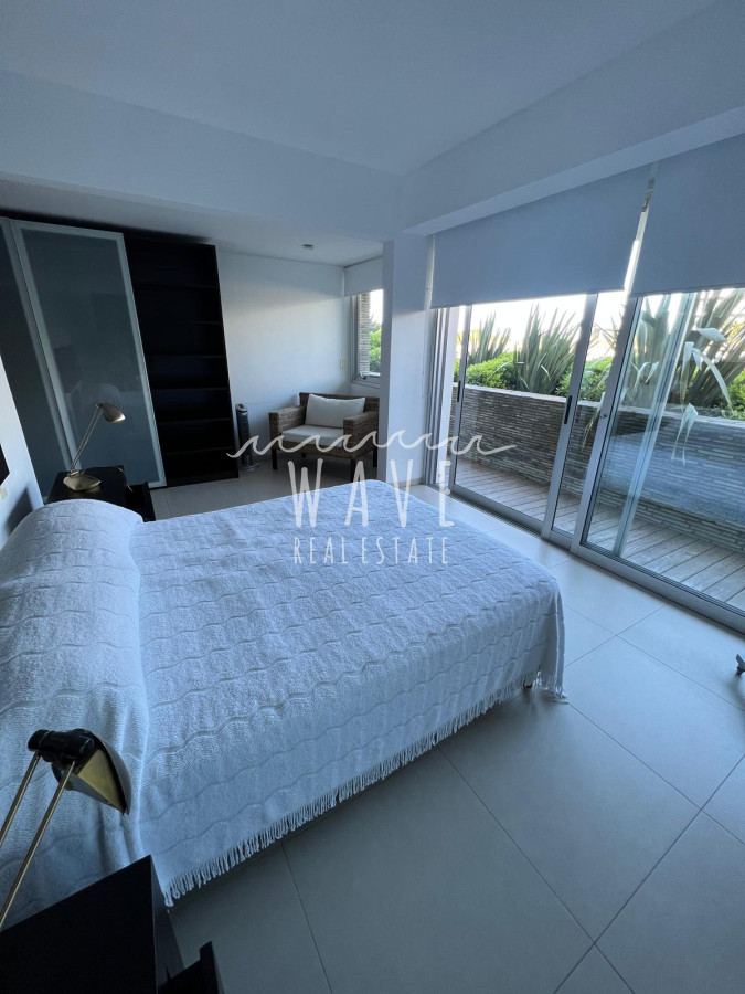 Apartamento ID.1212 - Brava 28. Planta baja con parrillero y jardín propio. 2 suites.