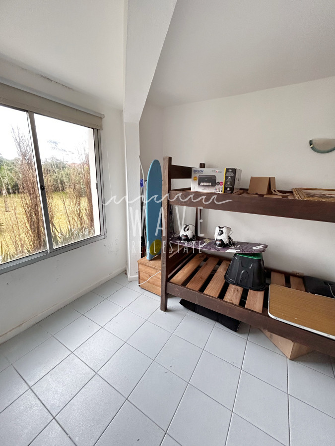 Apartamento ID.4972 - Venta, Apartamento de 3 dormitorios frente al Mar. Pinares