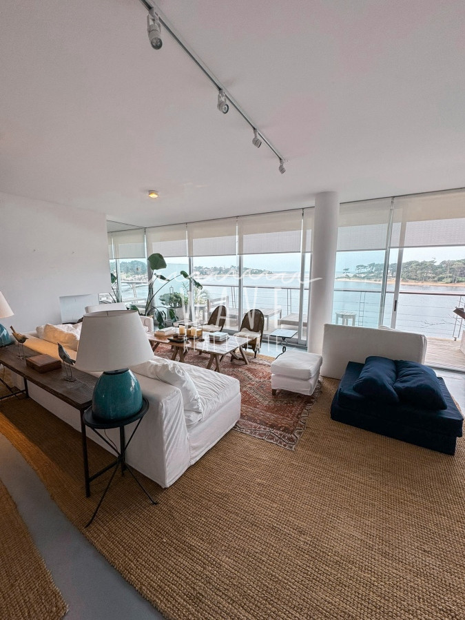 Apartamento ID.4370 - Venta y alquiler temporada apartamento de lujo con vista al mar 