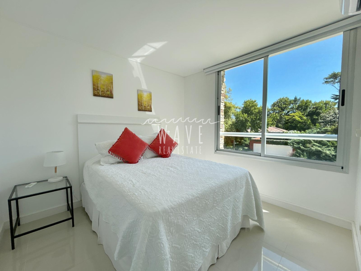 Apartamento ID.5368 - Venta Alquiler temporal Departamento 3 dormitorios Playa brava