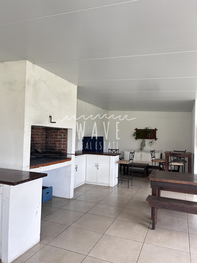 Apartamento ID.4972 - Venta, Apartamento de 3 dormitorios frente al Mar. Pinares