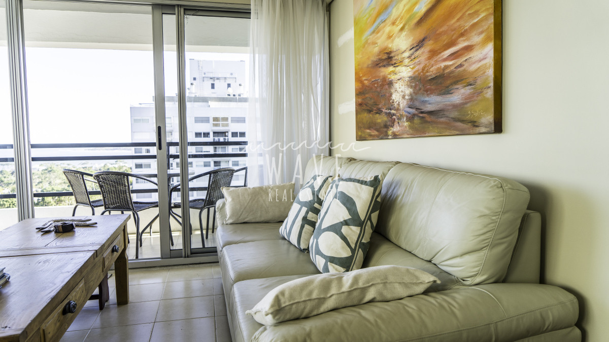 Apartamento ID.4986 - Alquiler de Verano, Apartamento de 3 dormitorios en Punta del Este