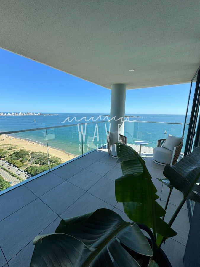 Apartamento ID.4765 - Venta Penthouse duplex, Playa Mansa, Punta del Este 