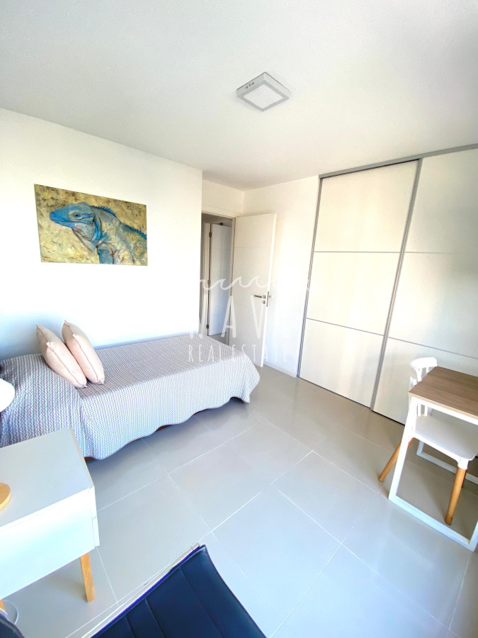 Apartamento ID.4967 - Venta, Apartamento de 2 dormitorios en Playa Brava