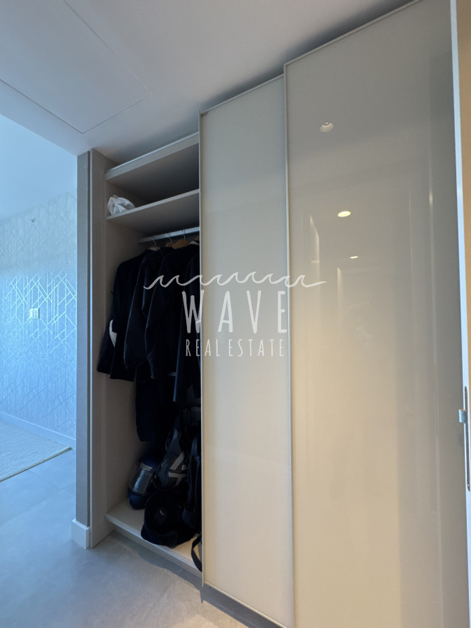 Apartamento ID.4974 - Venta Departamento Mansa, 3 dormitorios, Punta del Este 