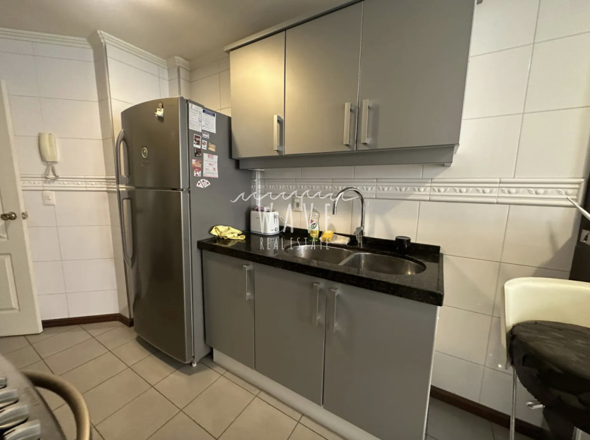 Apartamento ID.5460 - Venta de apartamento de 2 dormitorios en Rambla de Punta Carretas, Montevideo