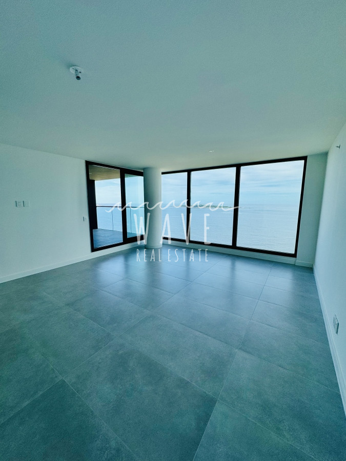 Apartamento ID.4106 - Venta espectacular departamento 2 Dorm, primera linea playa mansa 