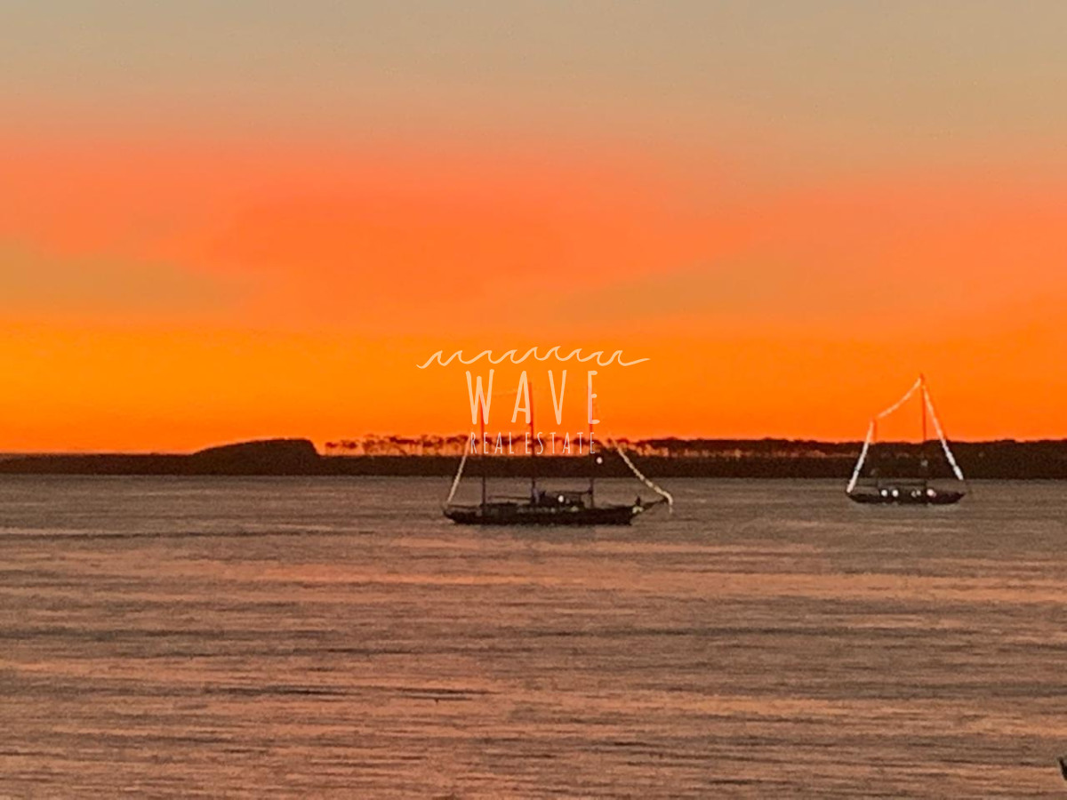 Apartamento ID.5115 - Alquiler de verano, Apartamento de 2 dormitorios y medio en Playa Mansa, Punta del Este