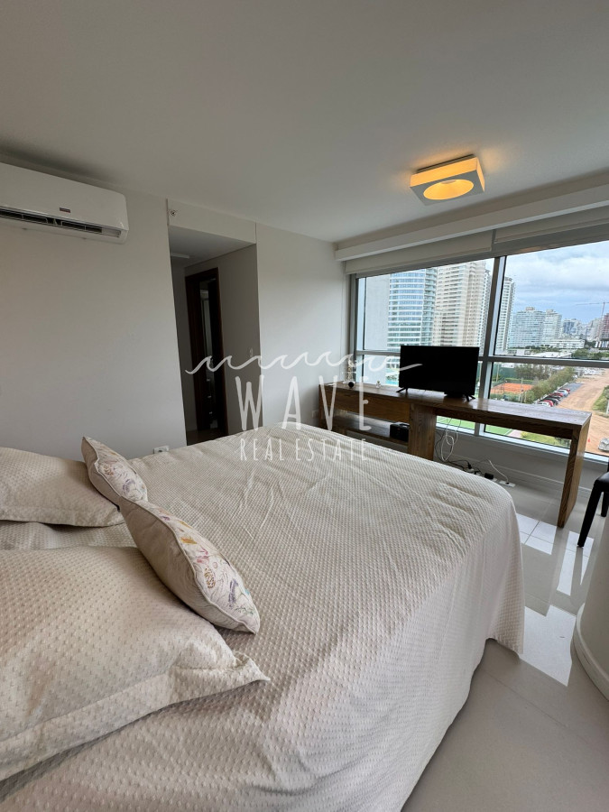 Apartamento ID.4249 - Venta apartamento 2 dormitorios y dependencia parada 10 Brava