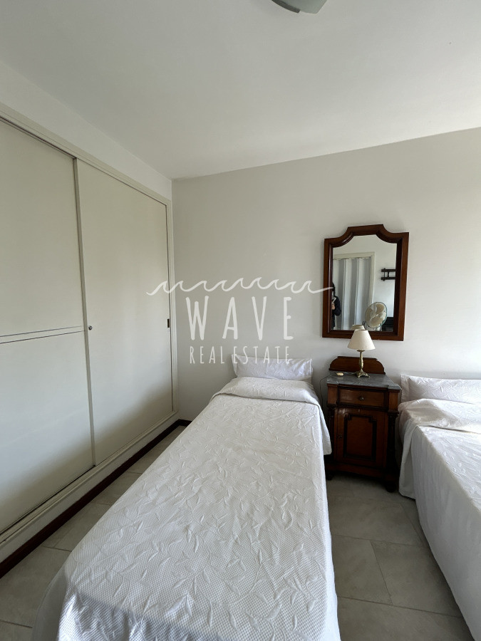 Apartamento ID.5065 - Venta de Apartamento de 3 dormitorios en Punta del Este