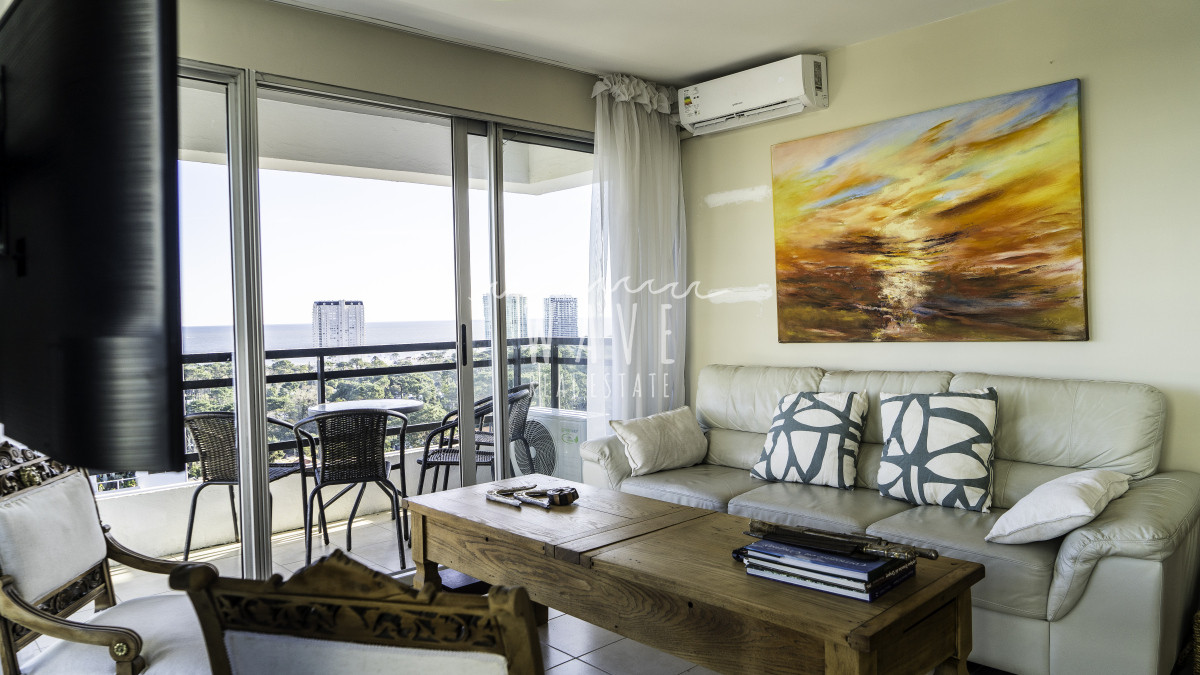 Apartamento ID.4986 - Alquiler de Verano, Apartamento de 3 dormitorios en Punta del Este
