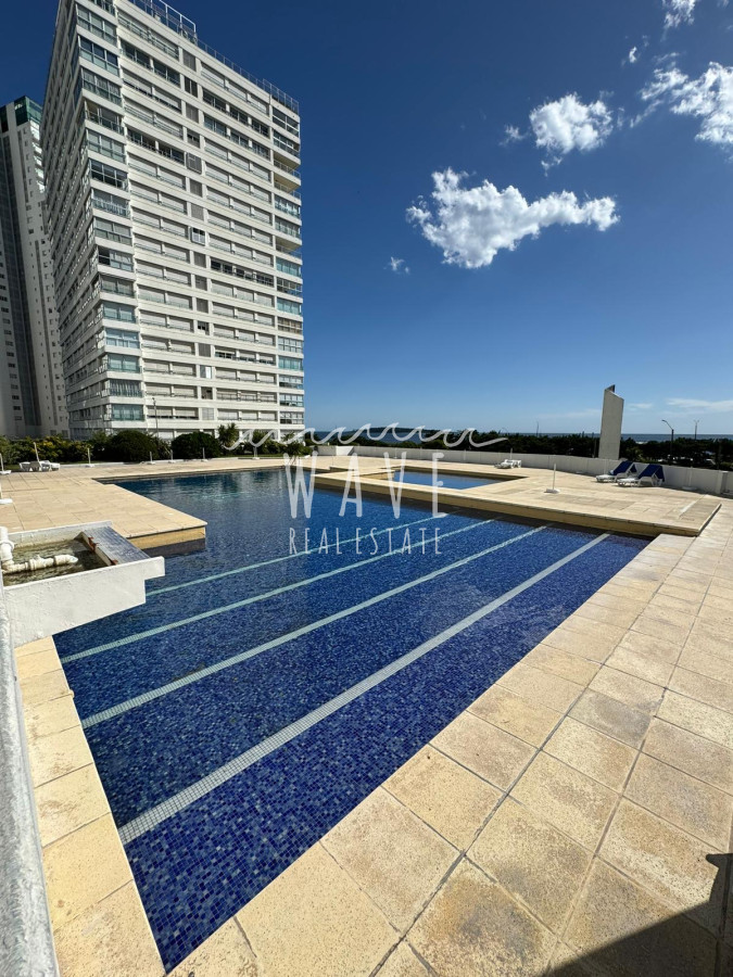 Apartamento ID.4662 - Venta apartamento 1 dormitorio y medio, Punta del Este, playa mansa