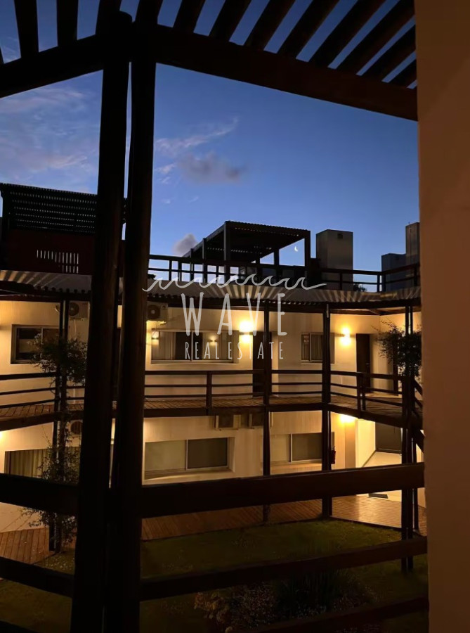 Apartamento ID.5238 - Duplex Manantiales 1 dorm en Venta