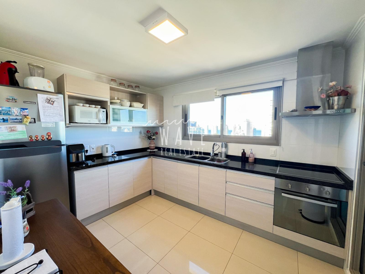 Apartamento ID.5027 - Venta en exclusividad, apartamento de 3 dormitorios en Punta del Este