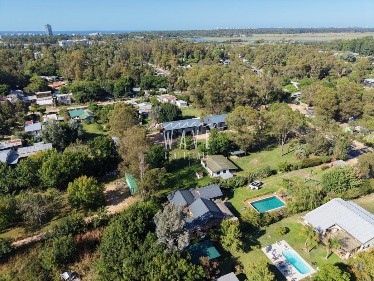 Apartamento ID.5325 - Venta Alquiler Departamento 3 dormitorios Surfide con vista 