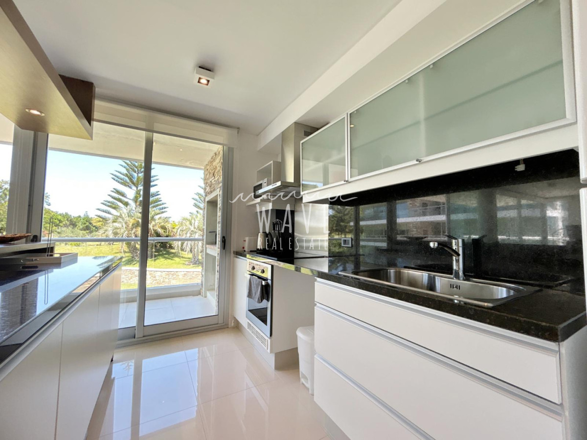 Apartamento ID.5368 - Venta Alquiler temporal Departamento 3 dormitorios Playa brava