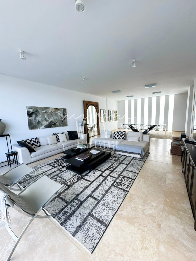 Apartamento ID.4945 - Espectacular penthouse en alquiler y venta la barra 
