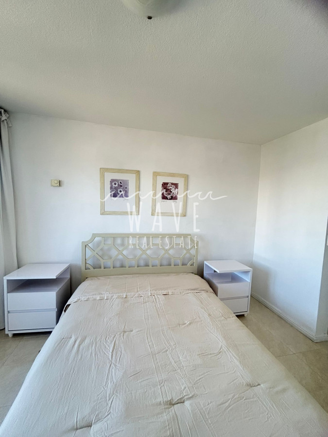 Apartamento ID.4844 - ALQUILER Y VENTA de apartamento 3 dormitorios frente a punta shopping