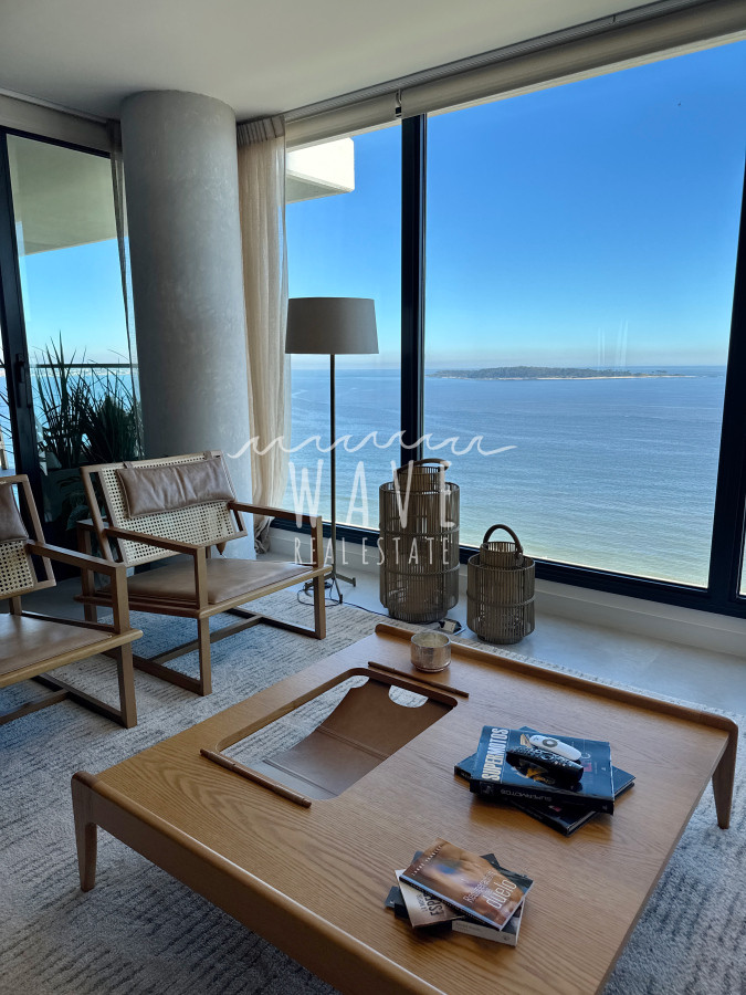 Apartamento ID.4974 - Venta Departamento Mansa, 3 dormitorios, Punta del Este 