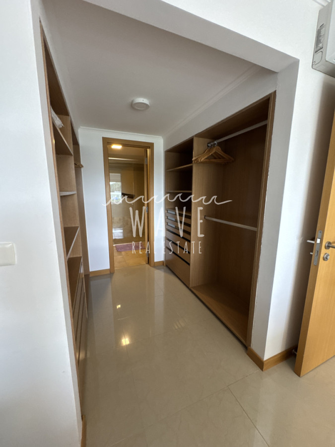 Apartamento ID.5113 - Alquiler de verano, apartamento de 2 dormitorios en suite, Playa Brava Punta del Este
