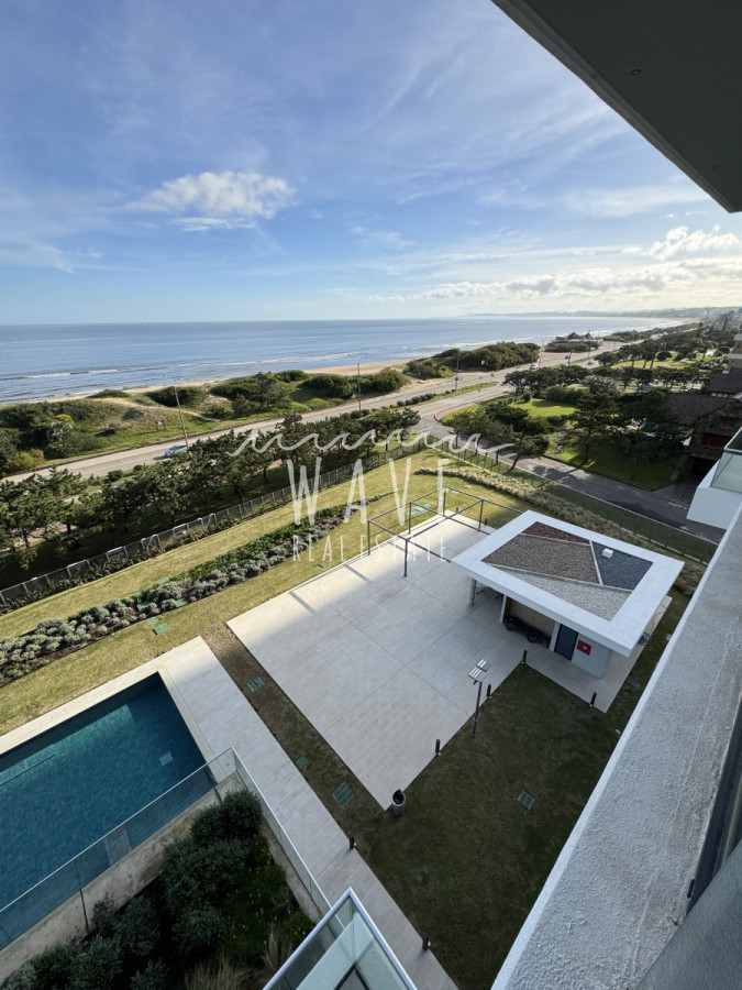Apartamento ID.4070 - Venta departamento 3 Dorm playa mansa, Punta del este