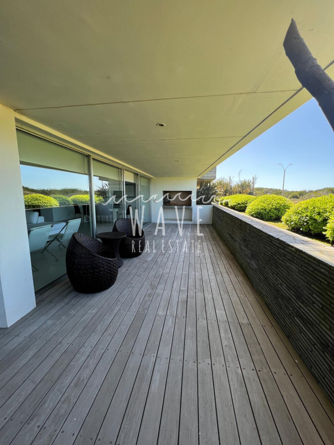 Apartamento ID.1212 - Brava 28. Planta baja con parrillero y jardín propio. 2 suites.