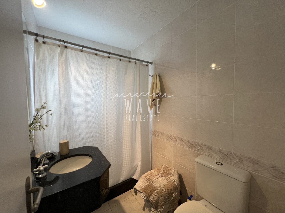 Apartamento ID.5205 - Venta apartamento zona shopping dos dormitorios 