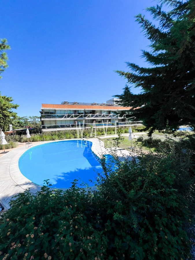 Apartamento ID.4198 - Hermoso apartamento esquinero 2 dormitorios, complejo con amenities