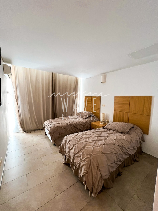 Apartamento ID.4315 - Penthouse en alquiler en exclusiva Torre Delamar.