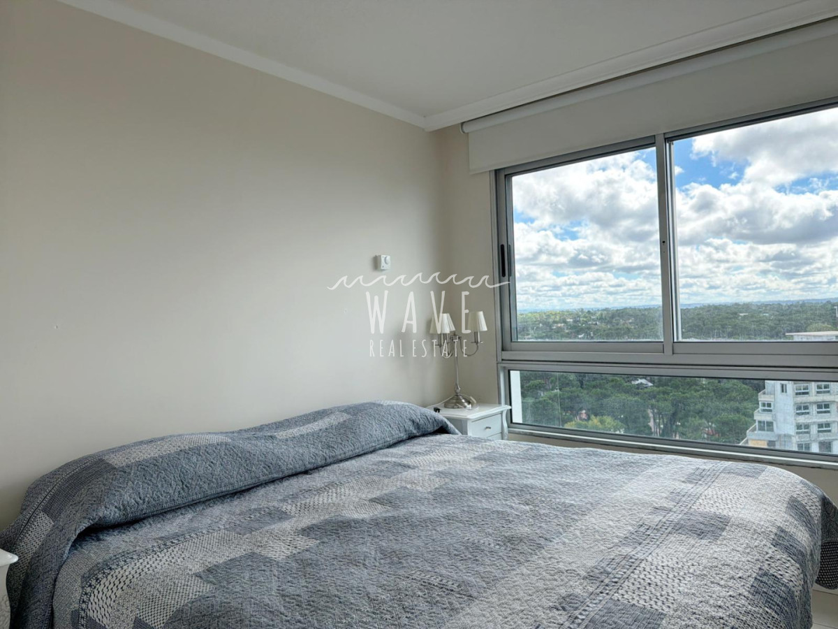 Apartamento ID.5457 - Venta Ocean Drive Piso Alto 3 dorm en suite