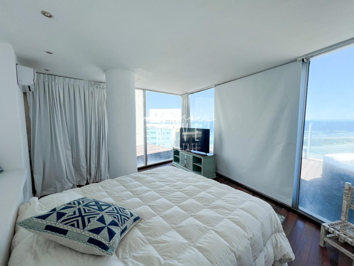 Apartamento ID.4507 - PENTHOUSE 4 dormitorios con dep completa Jacuzzi y barbacoa privada