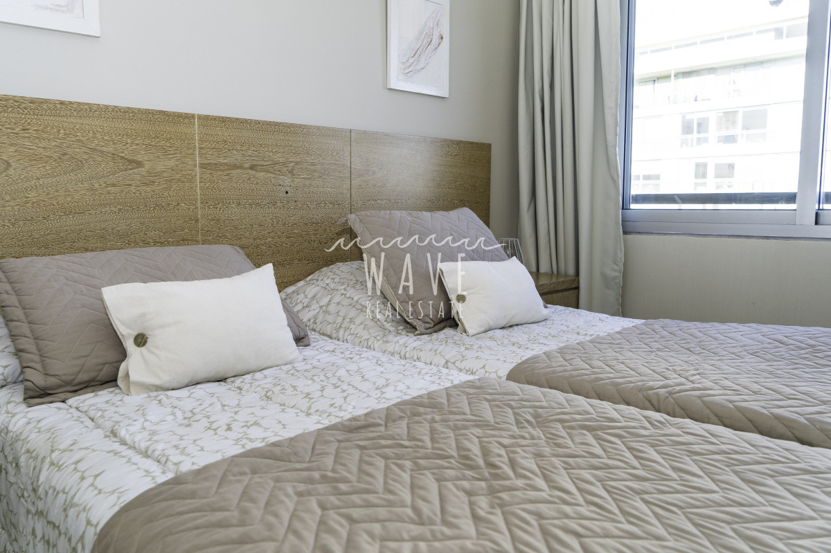 Apartamento ID.4986 - Alquiler de Verano, Apartamento de 3 dormitorios en Punta del Este