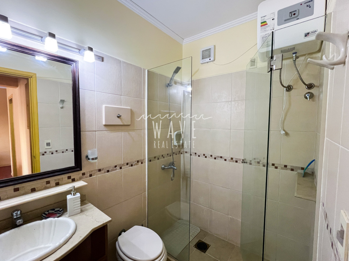 Apartamento ID.5143 - Alquiler Punta del este a 100 mts playa brava  