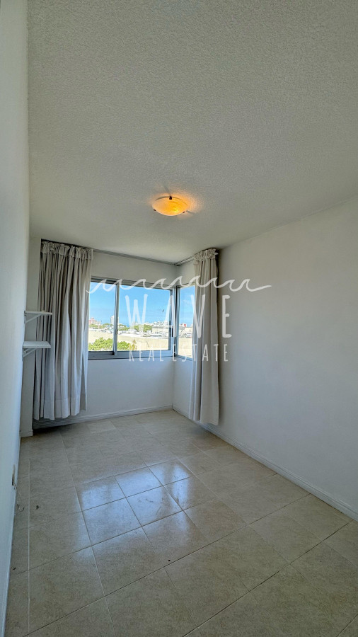 Apartamento ID.4844 - Venta de apartamento 3 dormitorios frente a punta shopping