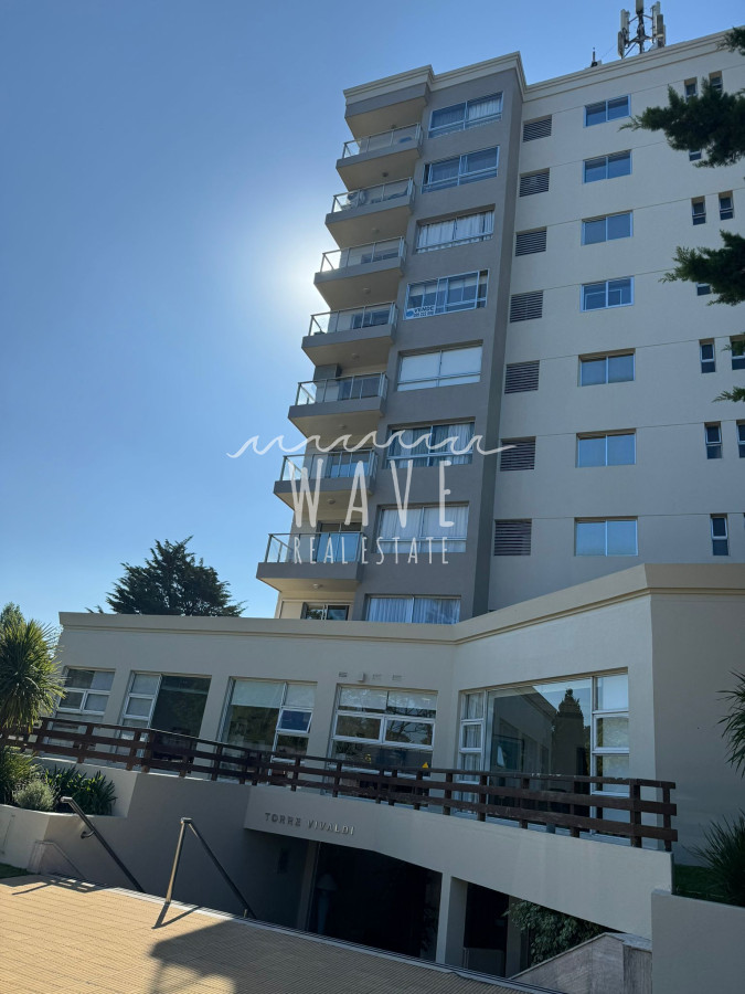 Apartamento ID.4137 - OPORTUNIDAD VENTA Roosevelt,  próximo a Devoto, 2 dormitorios.