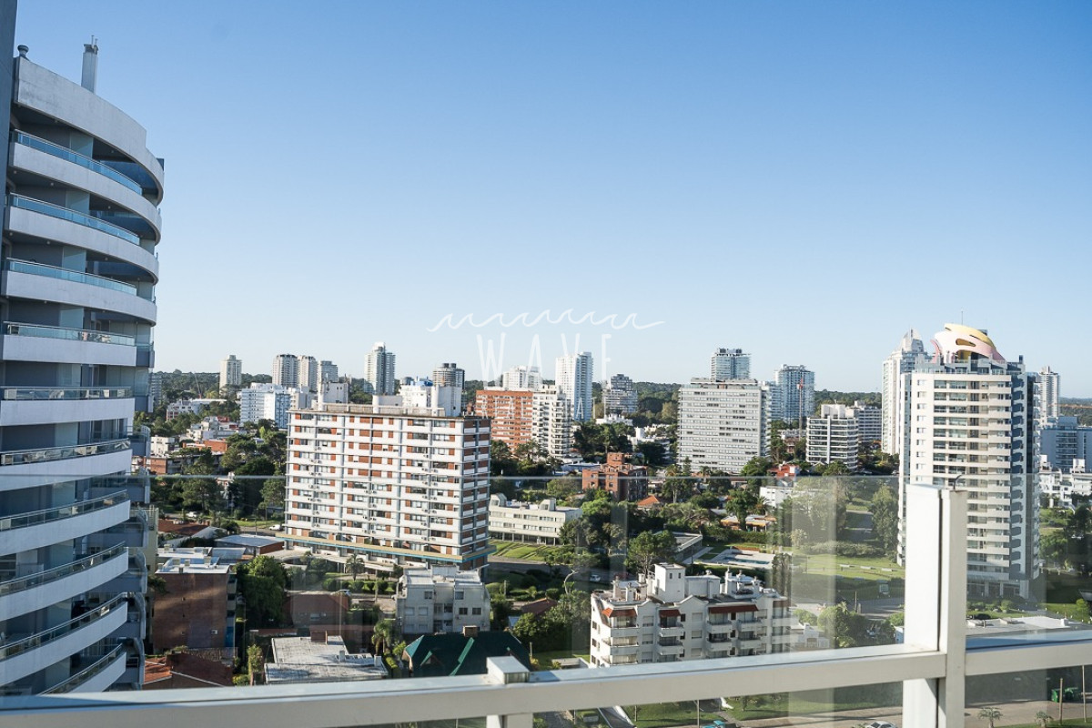Apartamento ID.4920 - Venta de Apartamento Penthouse, de 3 dormitorios en La Pastora, con amenities