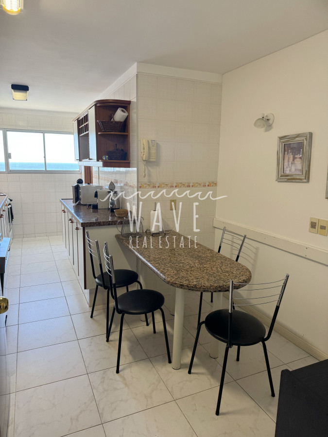 Apartamento ID.4914 - Alquiler Verano en Brava, a metros del mar. 3 dormitorios y dep. Servicio 