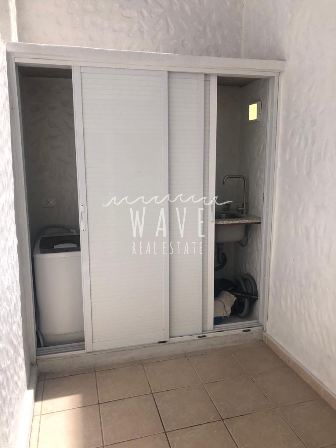 Apartamento ID.4272 - Península, Venta y Alquiler Anual, 2 dormitorios, terraza, gge.