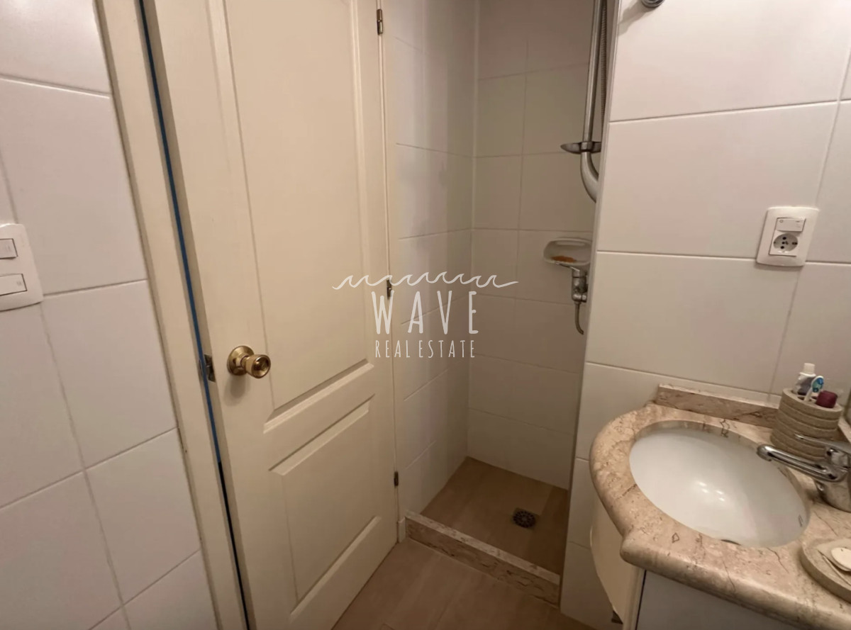 Apartamento ID.5460 - Venta de apartamento de 2 dormitorios en Rambla de Punta Carretas, Montevideo
