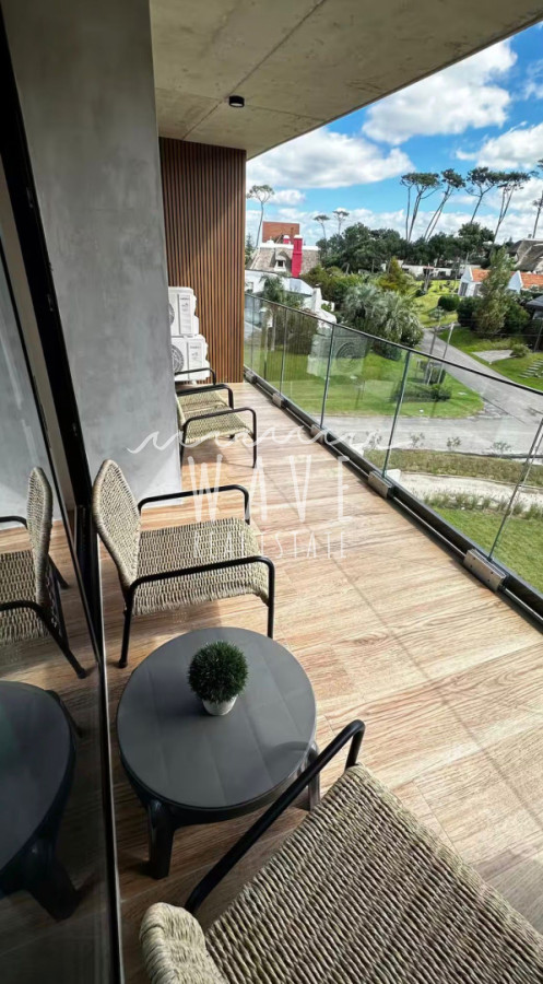 Apartamento ID.5610 - Venta de apartamento de 1 dormitorio en Playa Mansa, Punta del Este