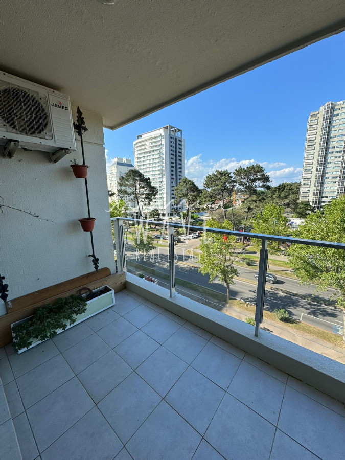 Apartamento ID.4137 - OPORTUNIDAD VENTA Roosevelt,  próximo a Devoto, 2 dormitorios.