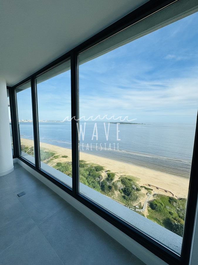 Apartamento ID.4106 - Venta espectacular departamento 2 Dorm, primera linea playa mansa 