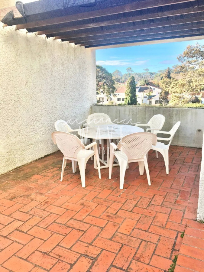 Apartamento ID.1845 - Apartamento De Dos Dormitorios, Piscina Y Parrillero