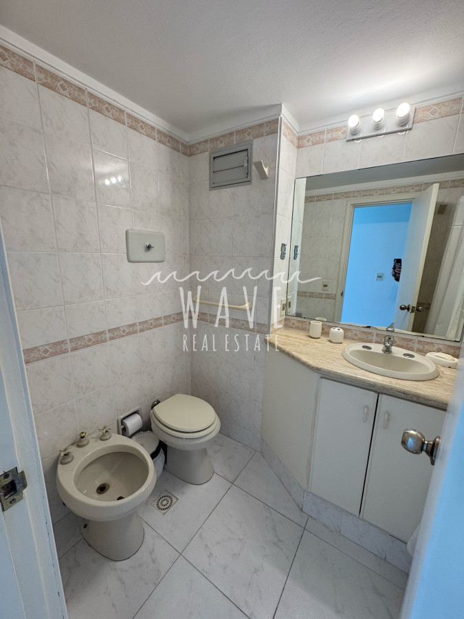 Apartamento ID.4914 - Alquiler Verano en Brava, a metros del mar. 3 dormitorios y dep. Servicio 