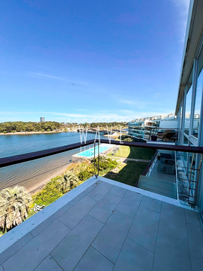 Apartamento ID.4315 - Penthouse en alquiler en exclusiva Torre Delamar.