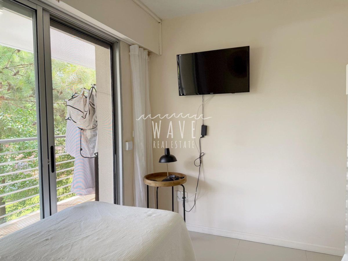 Apartamento ID.5393 - Rincón del Indio, Pda 23, orientación bosque con vista al mar, 2 dormitorios, parrillero propio